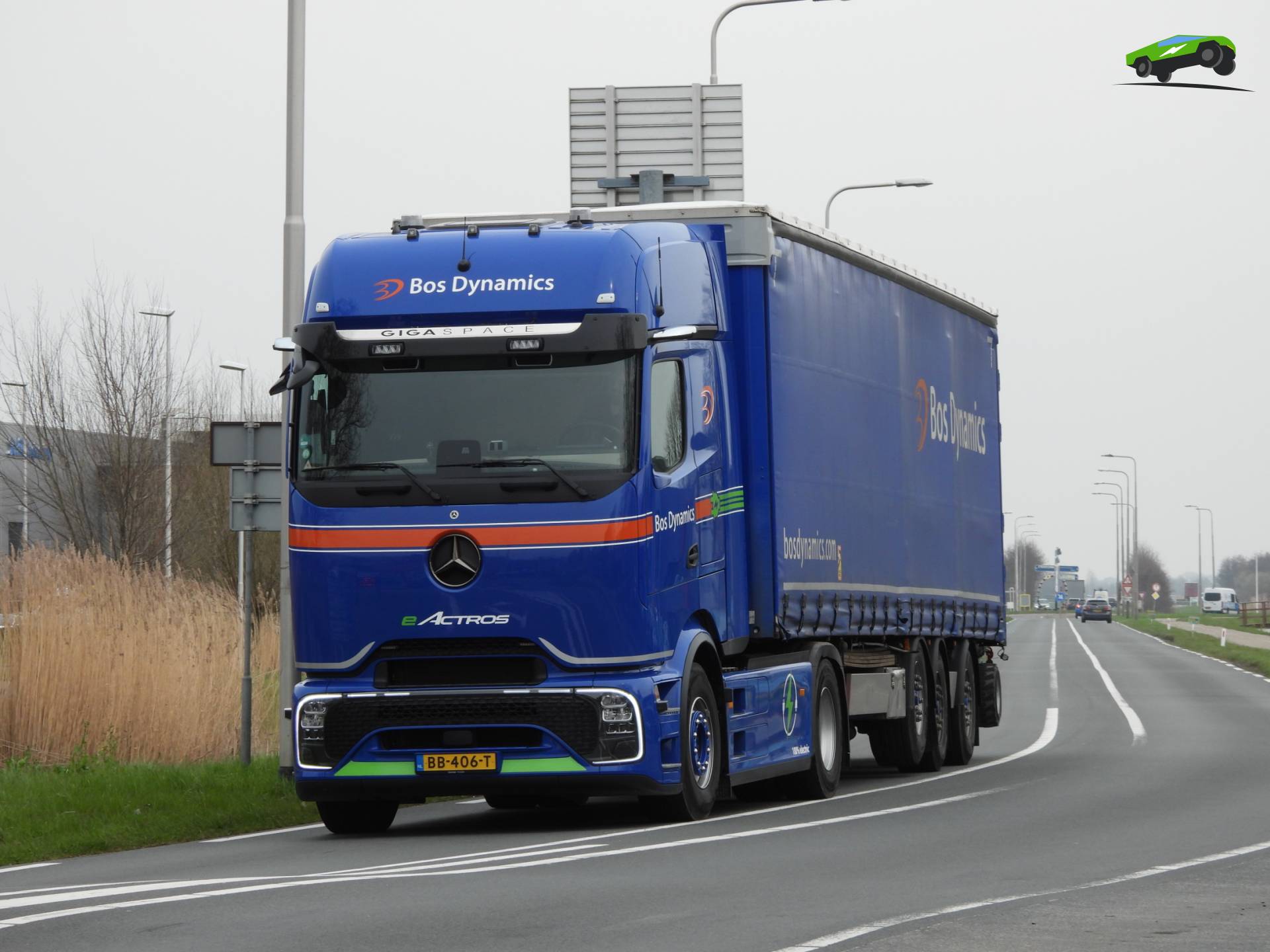 Mercedes-Benz eActros vrachtwagen op N210 bij Schoonhoven