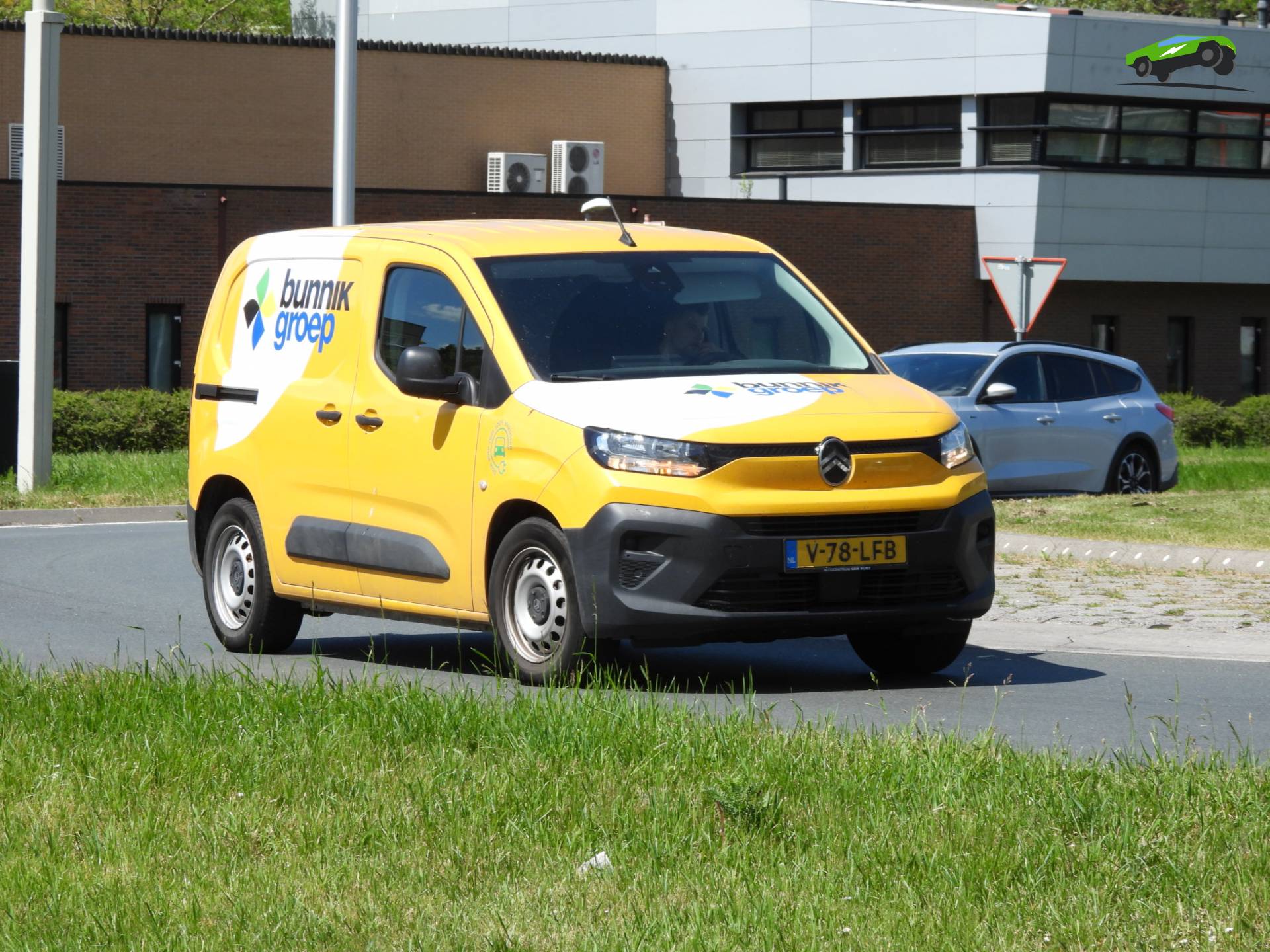 Citroën E-Berlingo Van bij Lopikerplein Schoonhoven