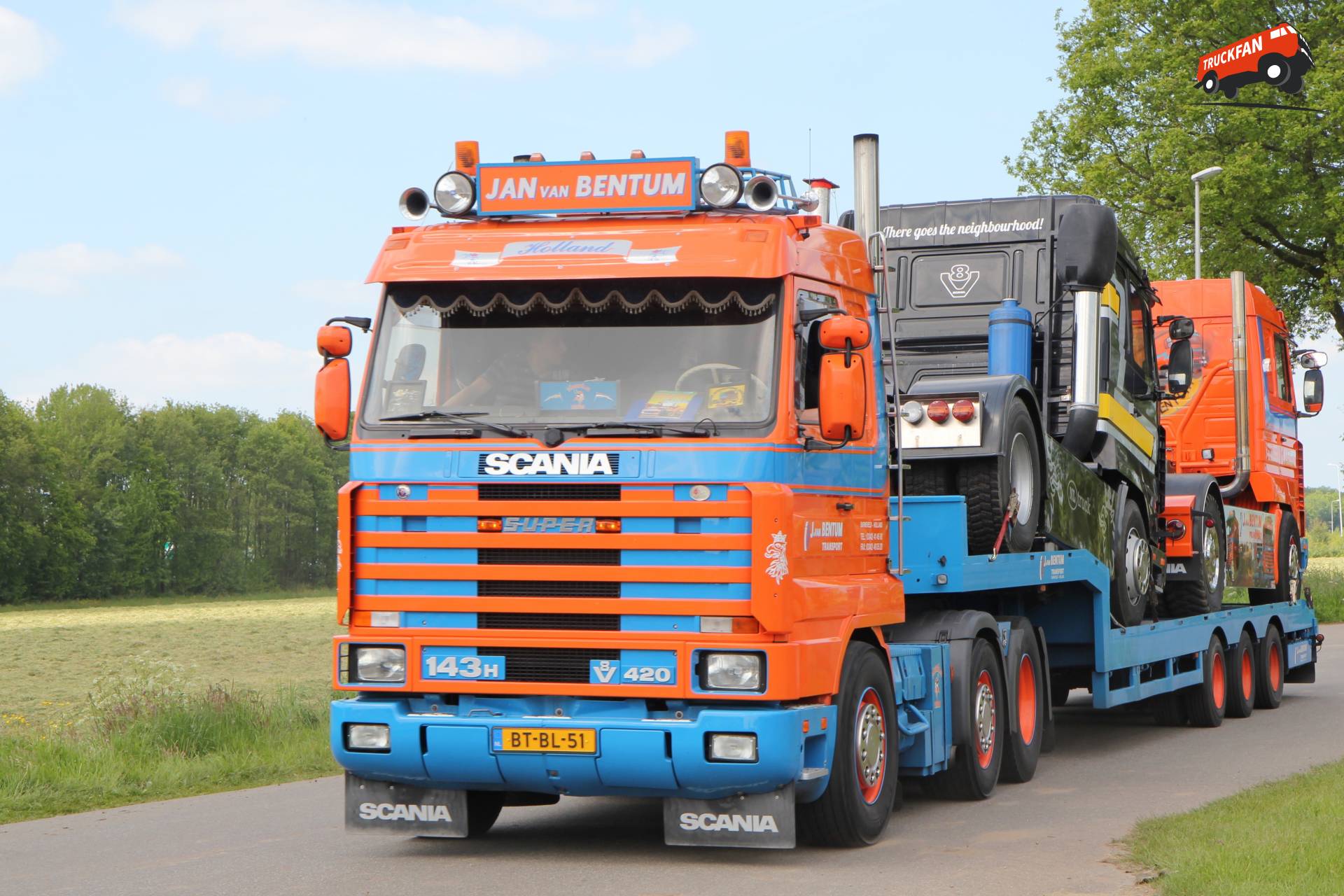 Foto van een Scania 143 bij STTS Staphorst 2014.