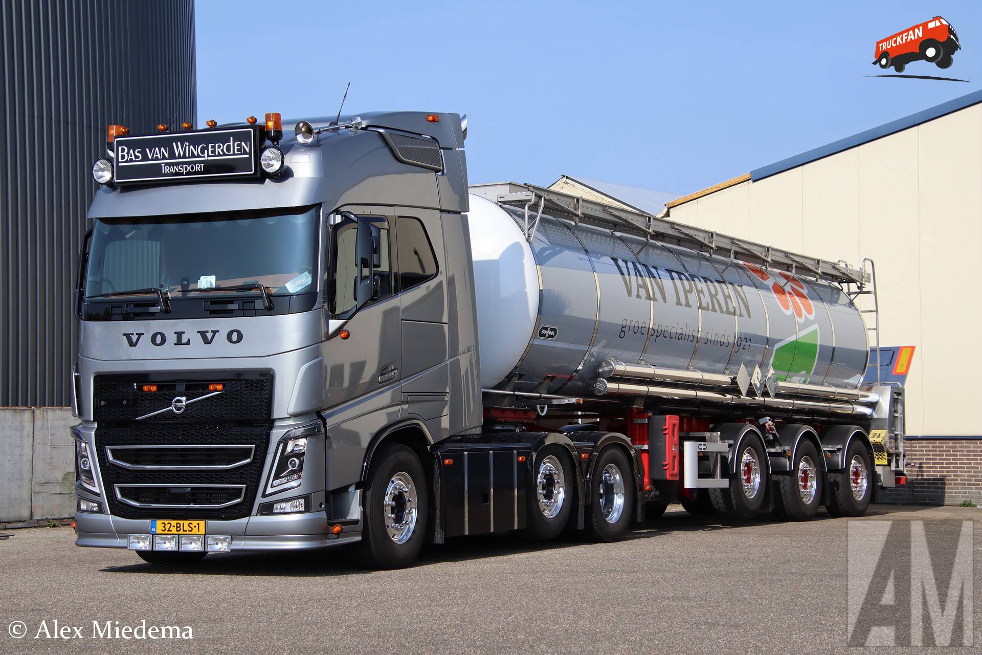 Foto van een Volvo FH 4th gen, opgebouwd voor tanktransport.